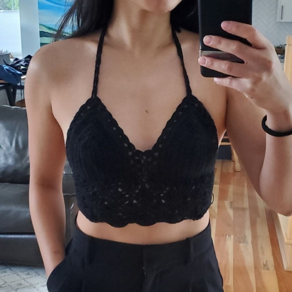 Crochet Crop top, small